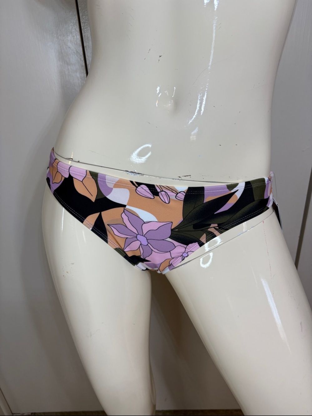 Salt + Cove Pink Peach Floral Bikini Bottoms NWT Sz Small